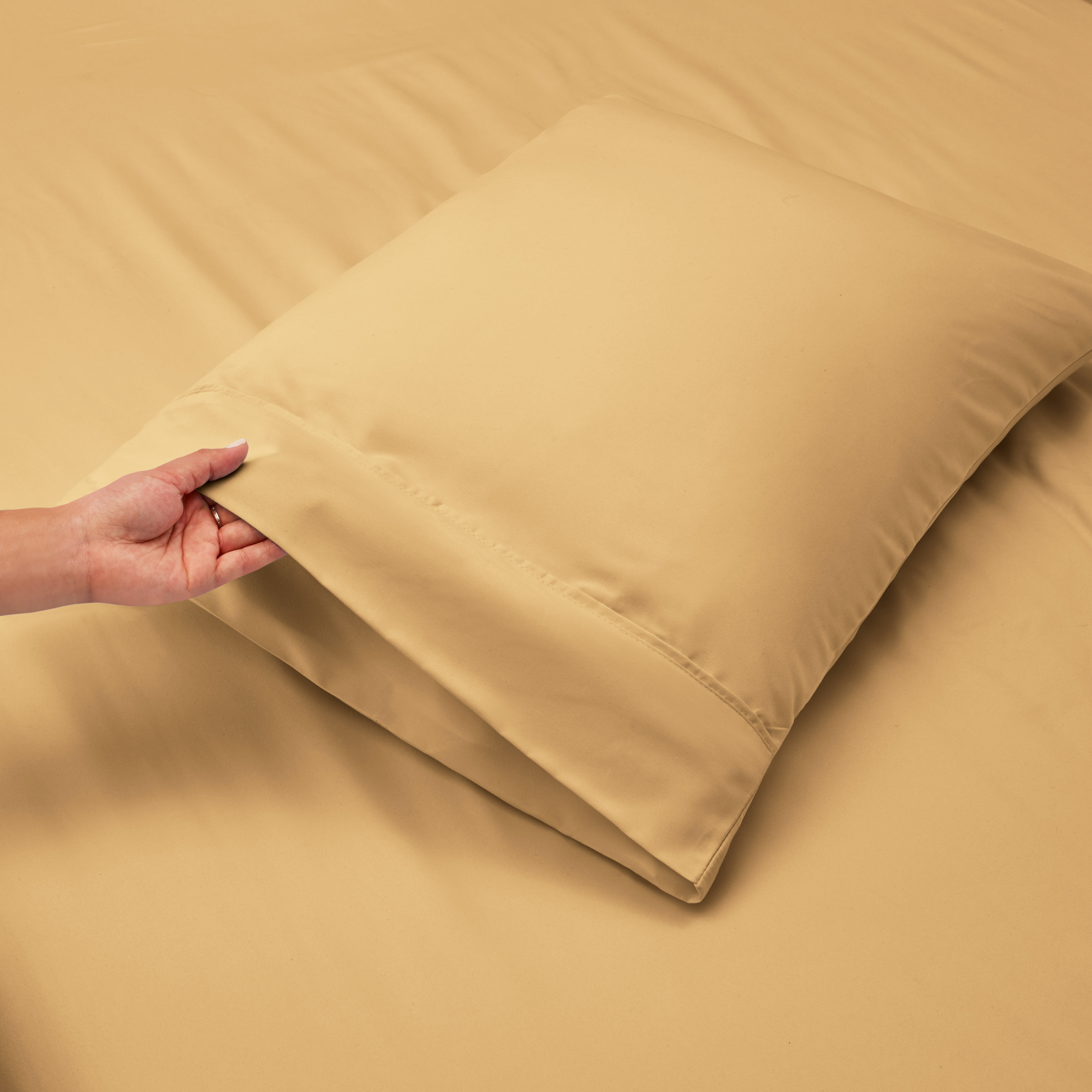 LammaLoe Extra Deep Pocket California King Sheets Set, 4 Piece, Fits 18"-24" Mattress, Breathable & Extra Soft Bed Sheets, Camel Gold