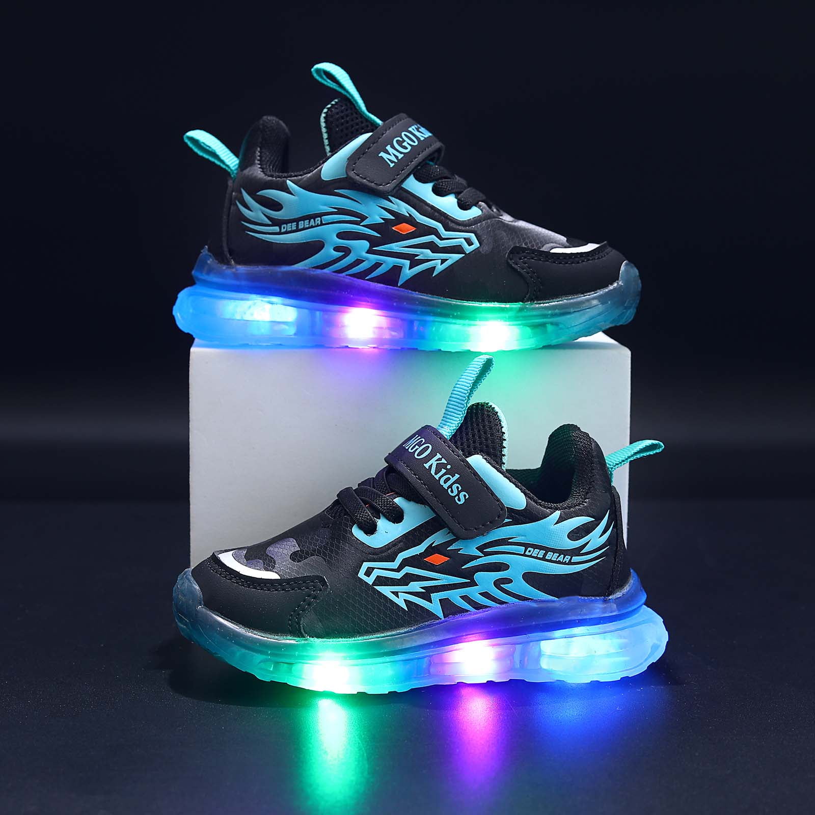 Light up Shoes Toddler Boys Flashing LED Tennis Sneakers Little Kids Luminous Walking Running Shoes