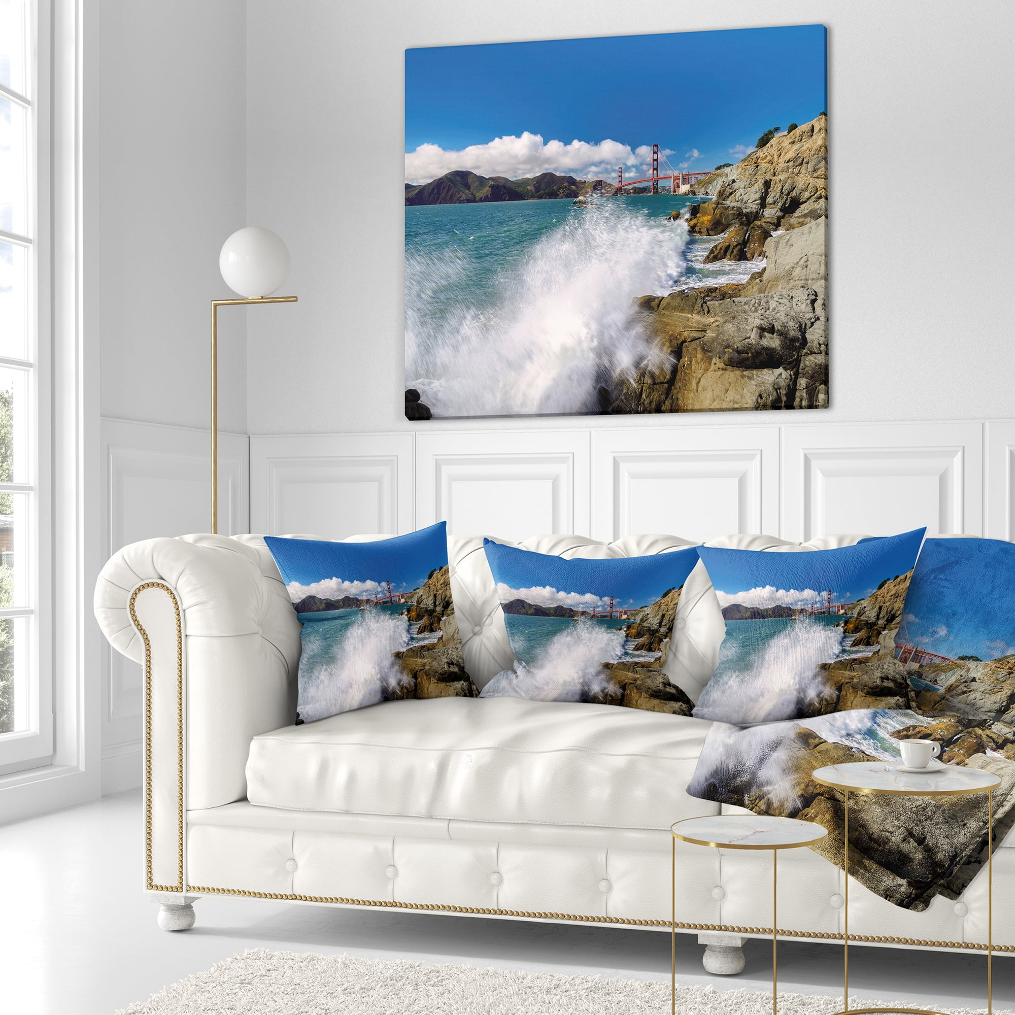Designart Golden Gate Bridge in San Francisco - Seashore Throw Pillow - 16x16