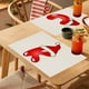 thumbnail image 1 of Mantel con Letras Navideñas para Mesas Festivas, Mantel con Diseño de Banderas para El Té, Mantel para Reuniones Festivas y Restaurantes., 1 of 4