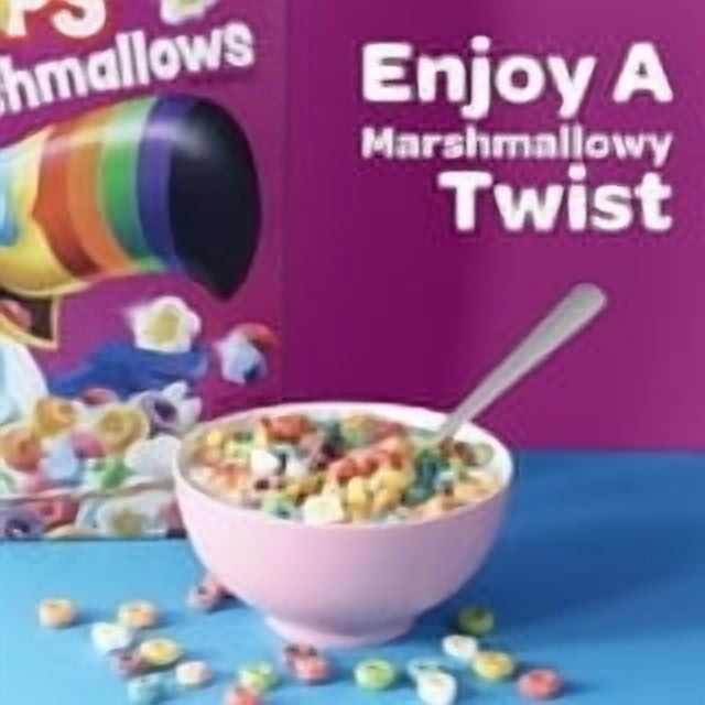 Kellogg's Froot Loops Breakfast Cereal, Kids Cereal, Family Breakfast, Family Size, Original with Marshmallows, 16.2oz Box (1 Box)(2pack)