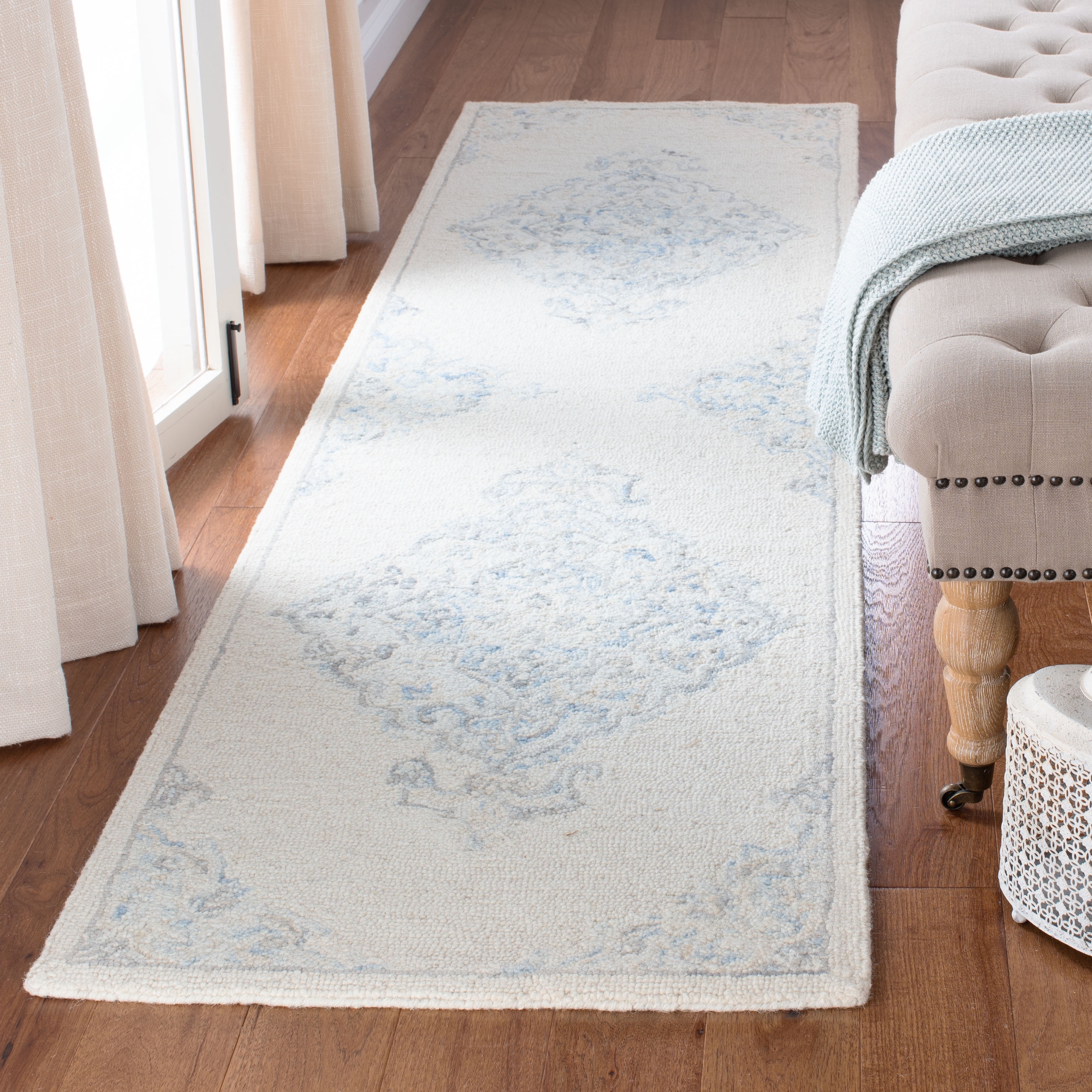 SAFAVIEH Micro-Loop Katina Medallion Runner Rug, Ivory/Blue, 2'3" x 9'