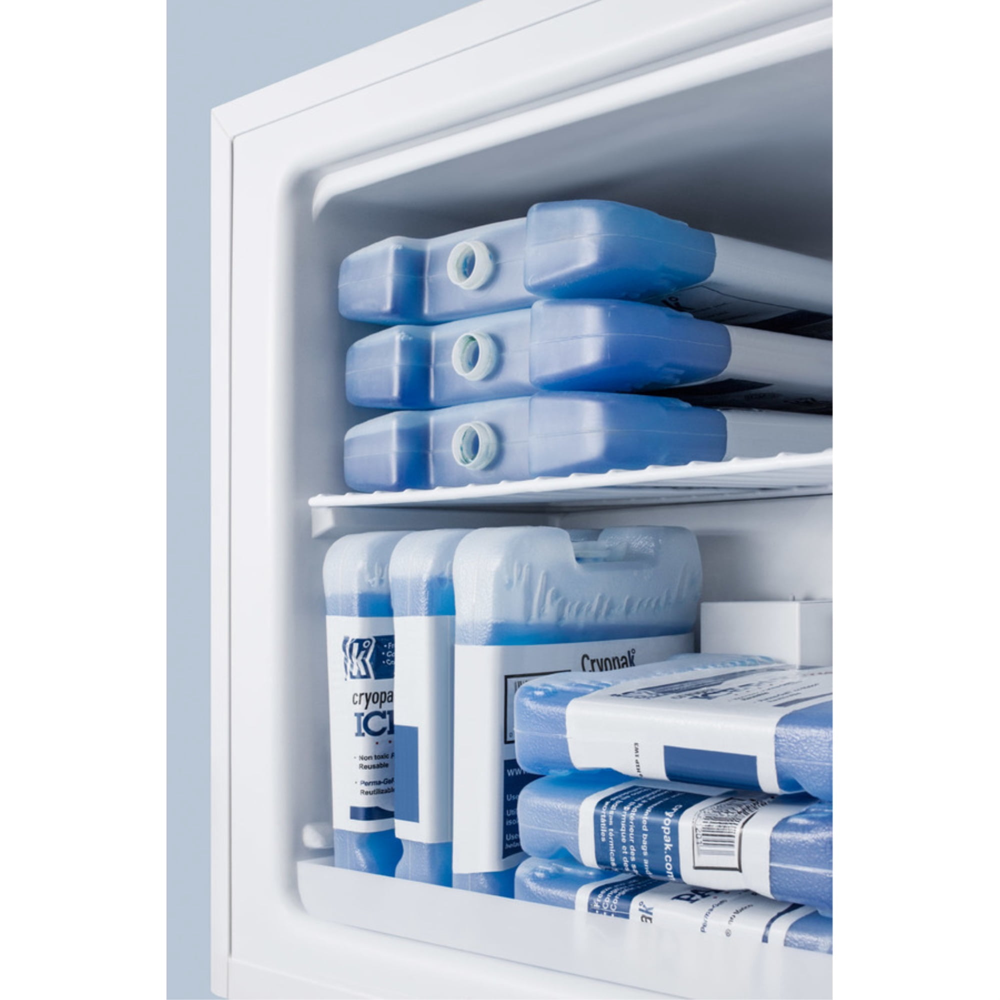 Compact all-freezer, manual defrost with a lock and NIST calibrated thermometer