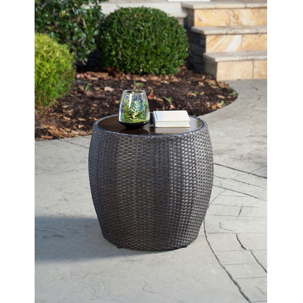 Hanover Gramercy 2-Piece Outdoor Wicker Chaise Lounge Set - image 3 of 9