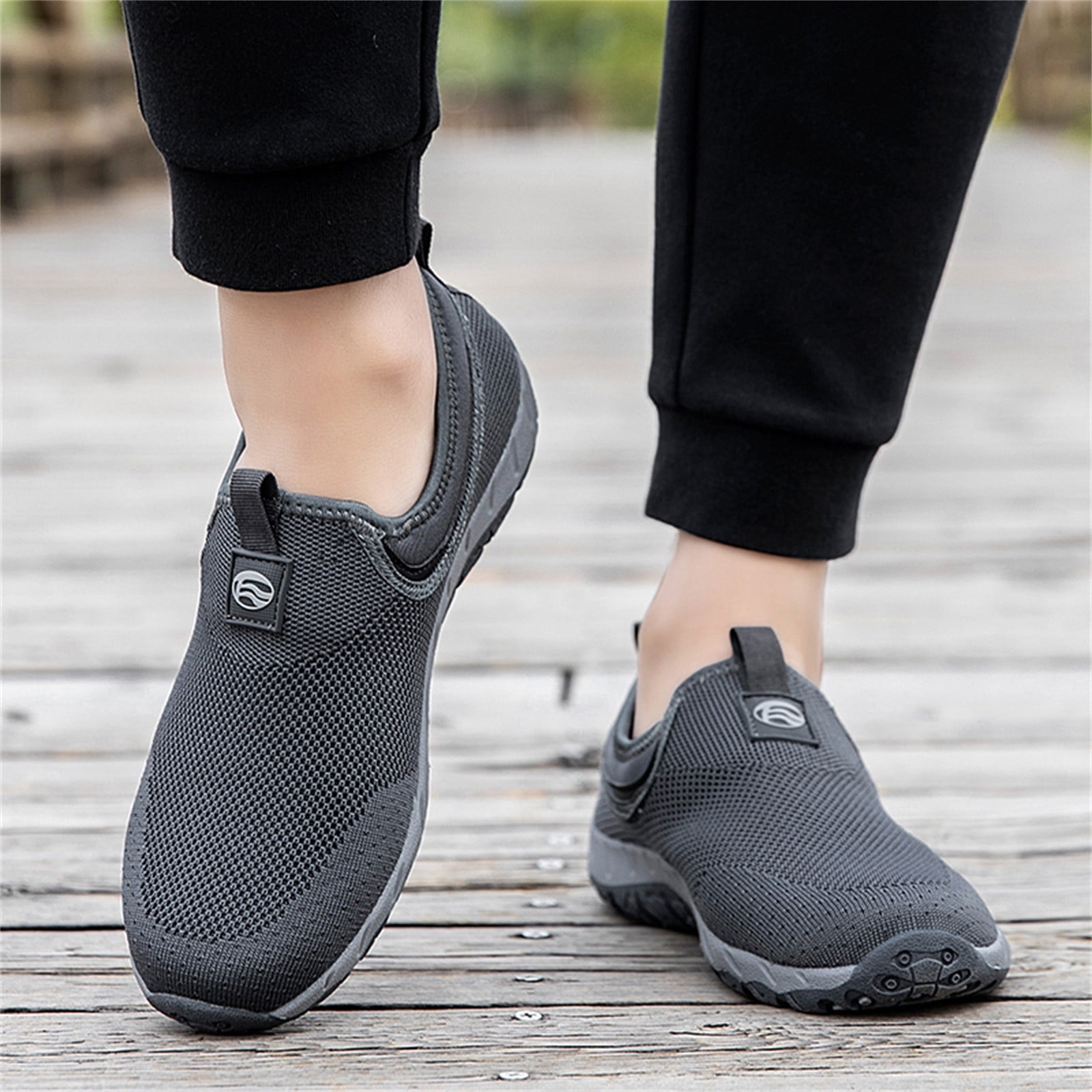 Aayomet Womens Slip on Sneakers Couples Breathable On Men Slip Runing Women  Sports Outdoor Shoes Mesh Fashion Women's,Black 8.5