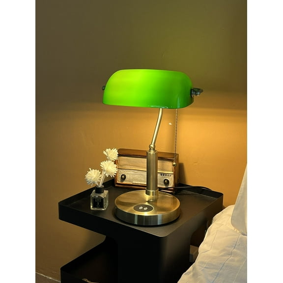 Bankers Lamp with2 USB and Wireless Charging Port，Pull Chain Switch Green Glass Desk Lamp， E26 Base,Traditional Library Desk Lamps for Home Office,Bedroom,Piano