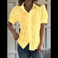 thumbnail image 4 of Blusa de Corta con Cuello Abotonado para Mujer, con Bordado de Ojales Amarillo XL, 4 of 7