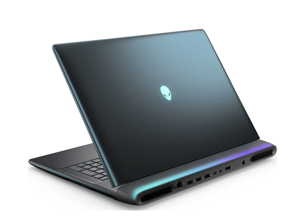 Alienware Area-51 Laptop - Thumbnail 2