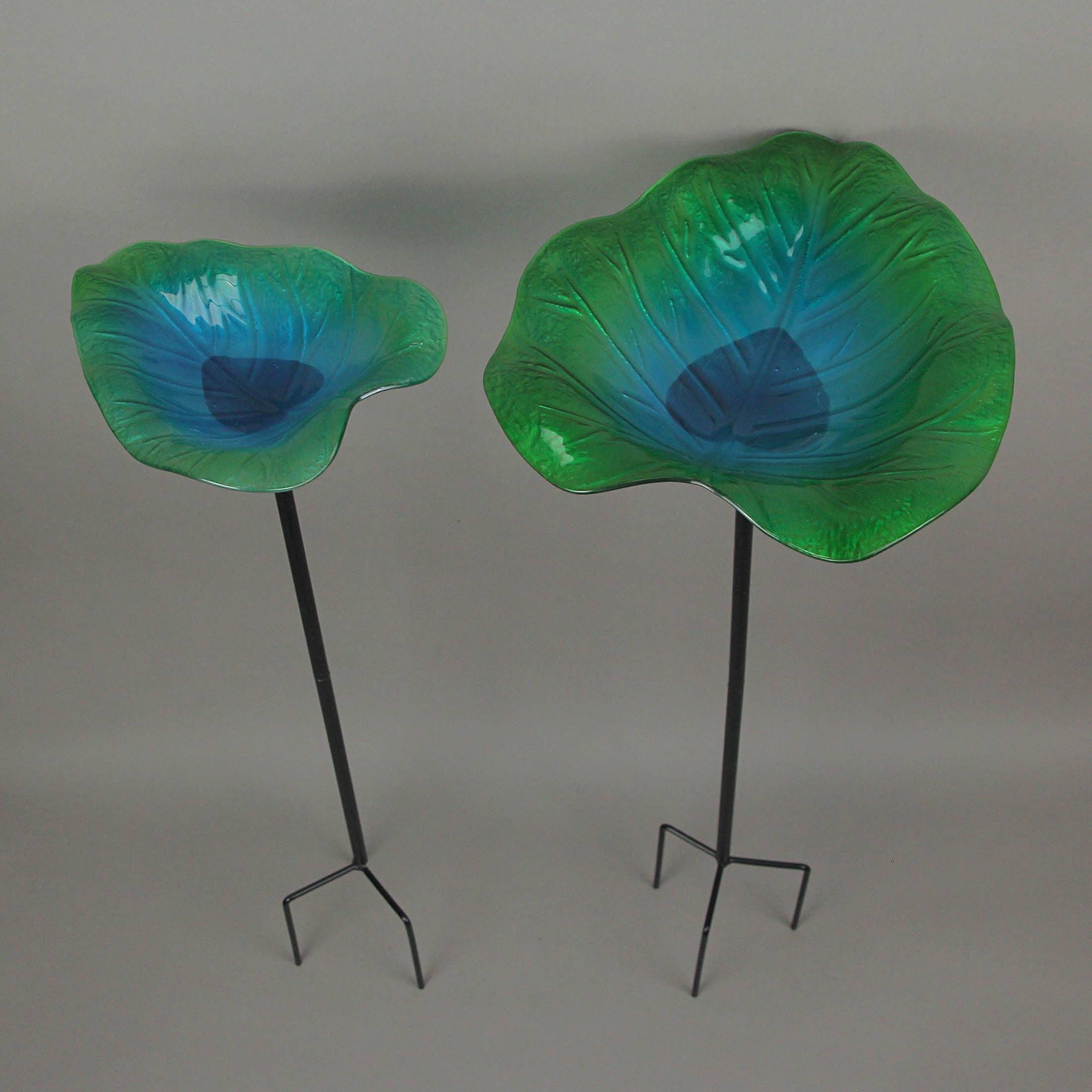 Gerson Green Blue Glass Leaf Bird Bath Garden Stakes 25 inches (Set of 2)