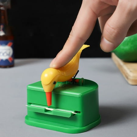 

wofedyo Cute Hummingbird Toothpick Dispenser Cleaning Teeth Toothpick Bucket