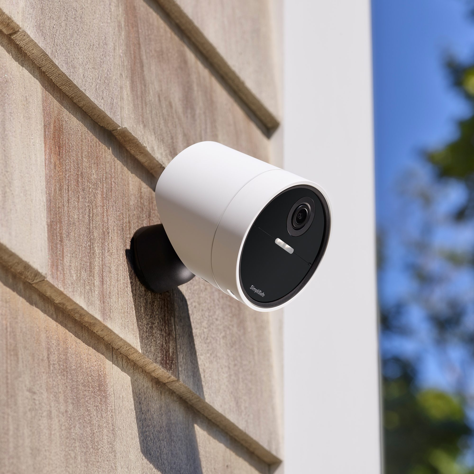 SimpliSafe Wireless Outdoor Security Camera, 1080p HD photo 5