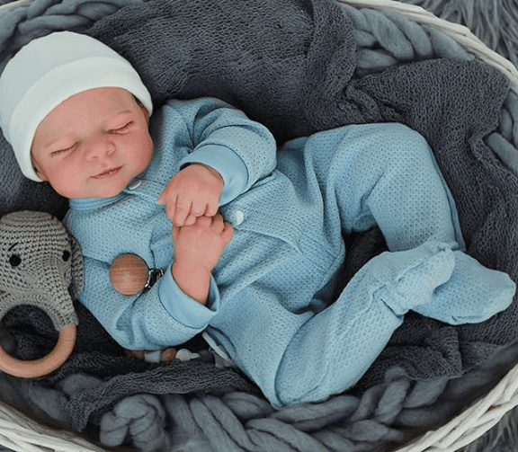 Dayoff Kids Lifelike Reborn Baby Dolls - 18 Inch Realistic Girl Baby Doll With Clothes For Kids Age 3+(No Accessories)
