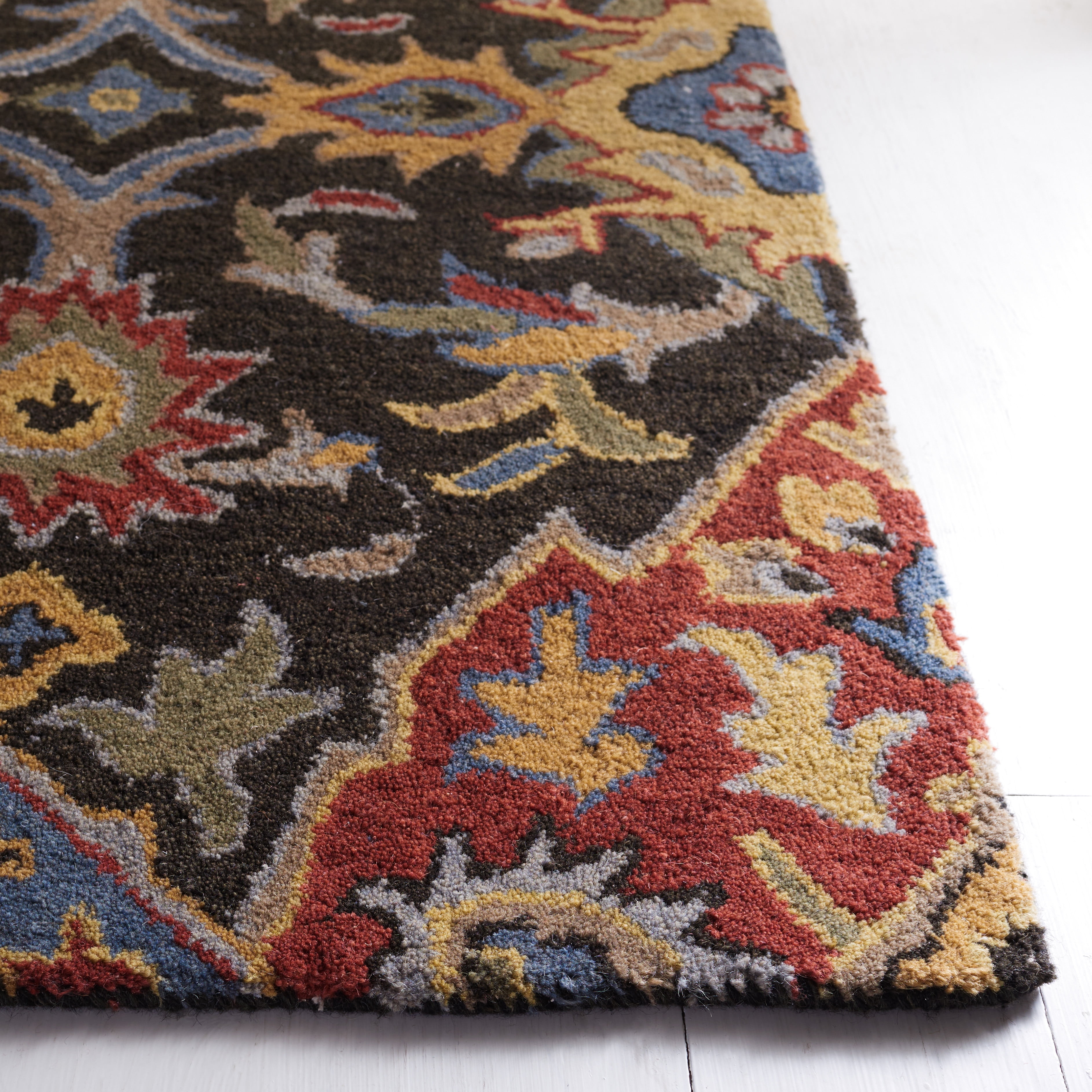 Safavieh Heritage Reanna Oriental Wool Area Rug, Charcoal/Red, 3' x 5'