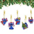 thumbnail image 3 of Llavero Con Pintura Diamantes 4 Uds. Forma Especial Dibujos Animados Navideños, 3 of 9