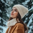 thumbnail image 4 of Gorro Scotamalone de punto con puños unisex, color beige, 4 of 5