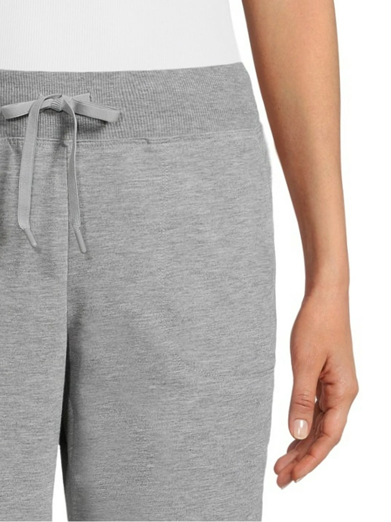 Athletic Works Women's Bermuda Shorts Casual Flat-Front Athletic Works Women's Bermuda Shorts Casual Flat-Front