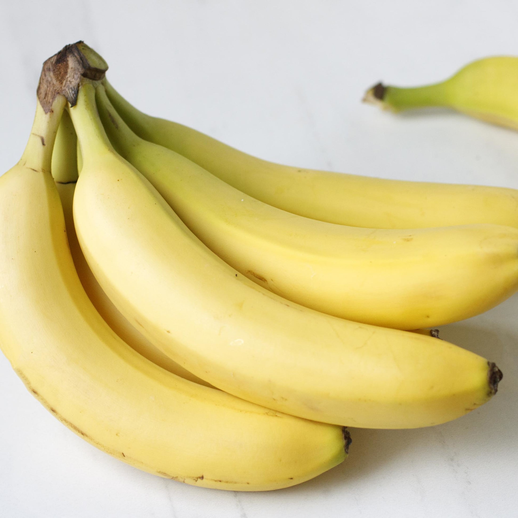 McCormick Banana Extract With Other Natural Flavors, 1.0 fl oz Box