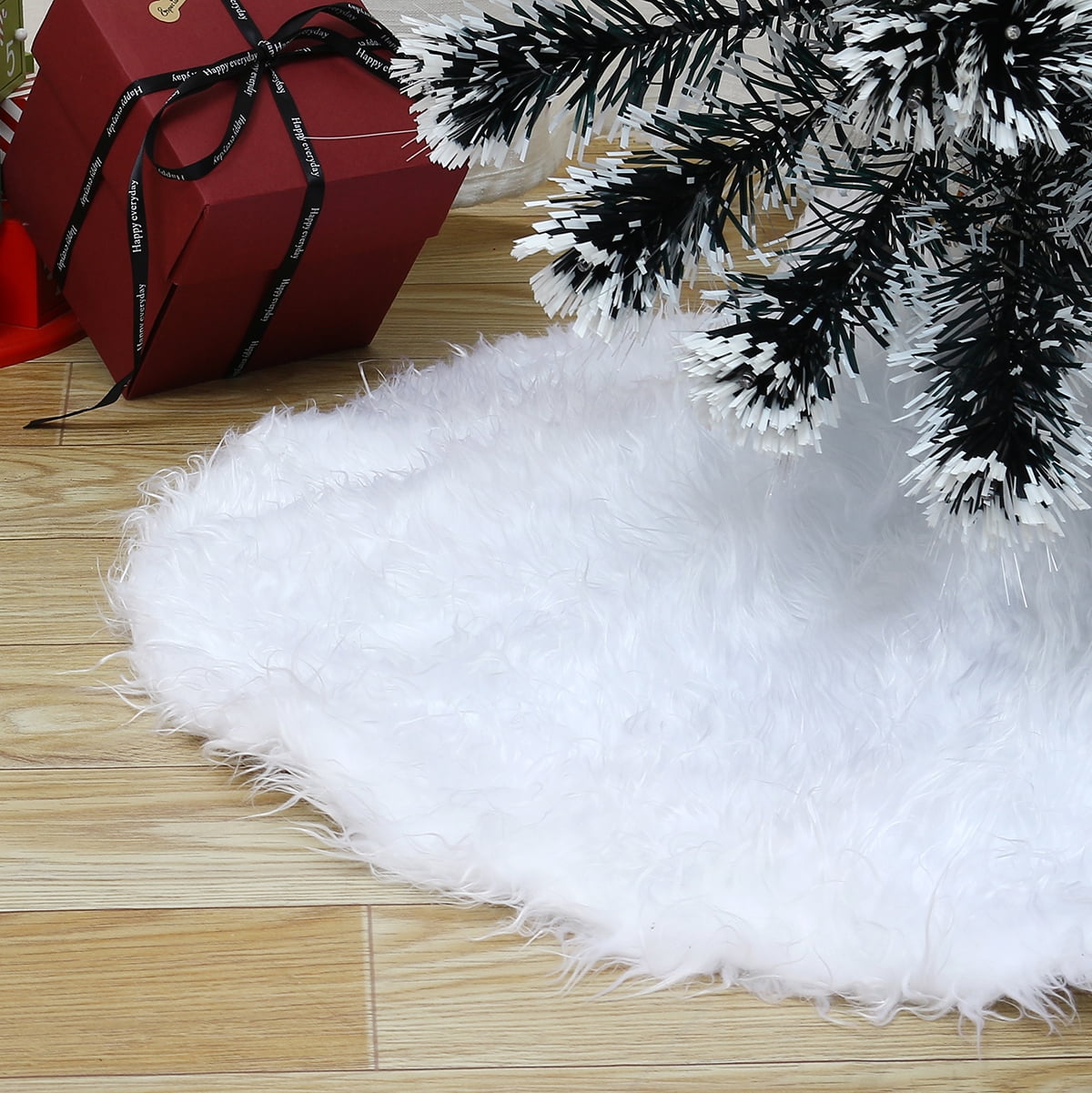 Louist 30.7"/ 35.4''/48" Round White Faux Fur Christmas Tree Skirts