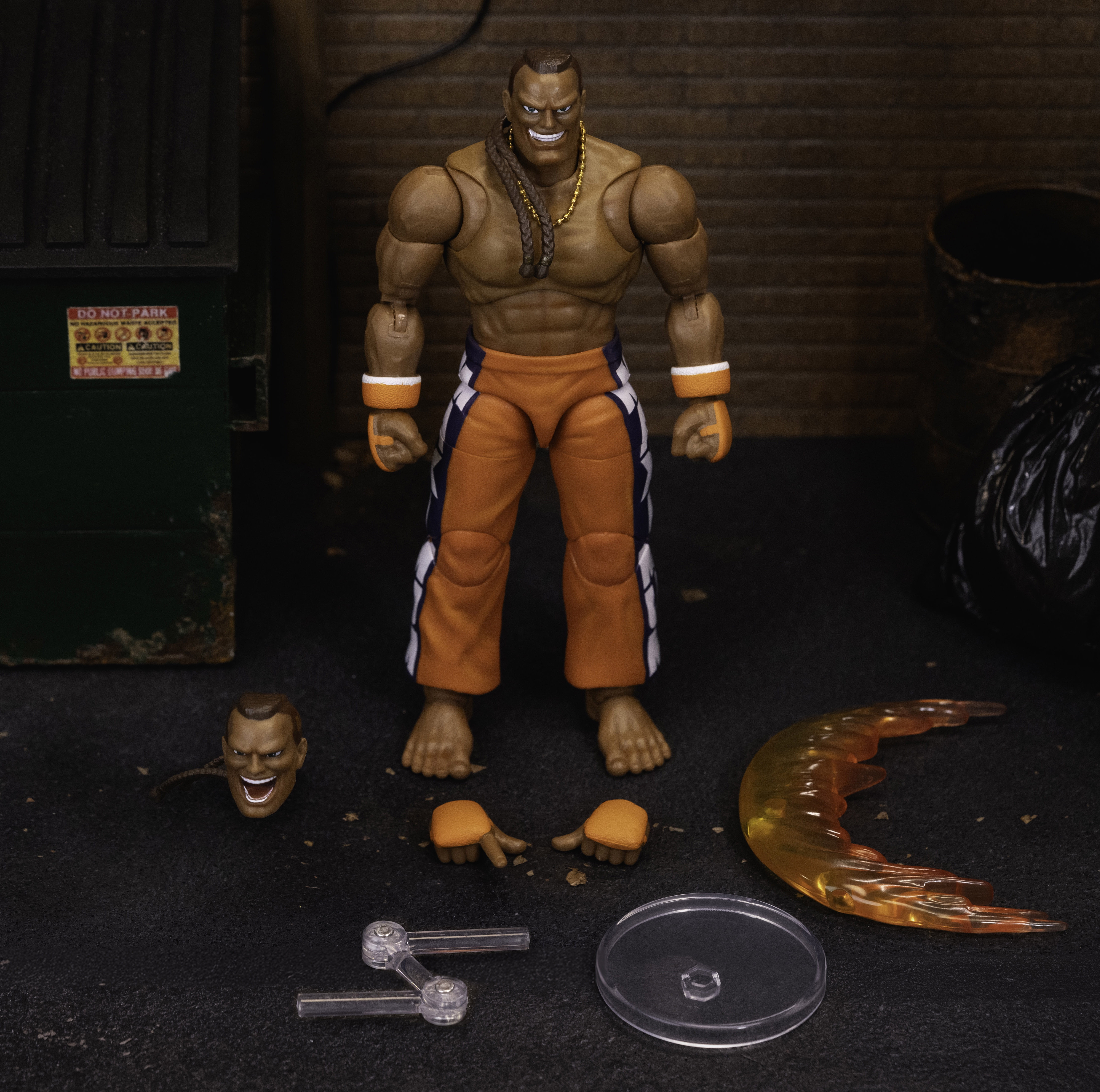 Jada Toys Street Fighter II Dee Jay Action Figure - 6" Tall, Interchangeable Heads, Hands & Accessories