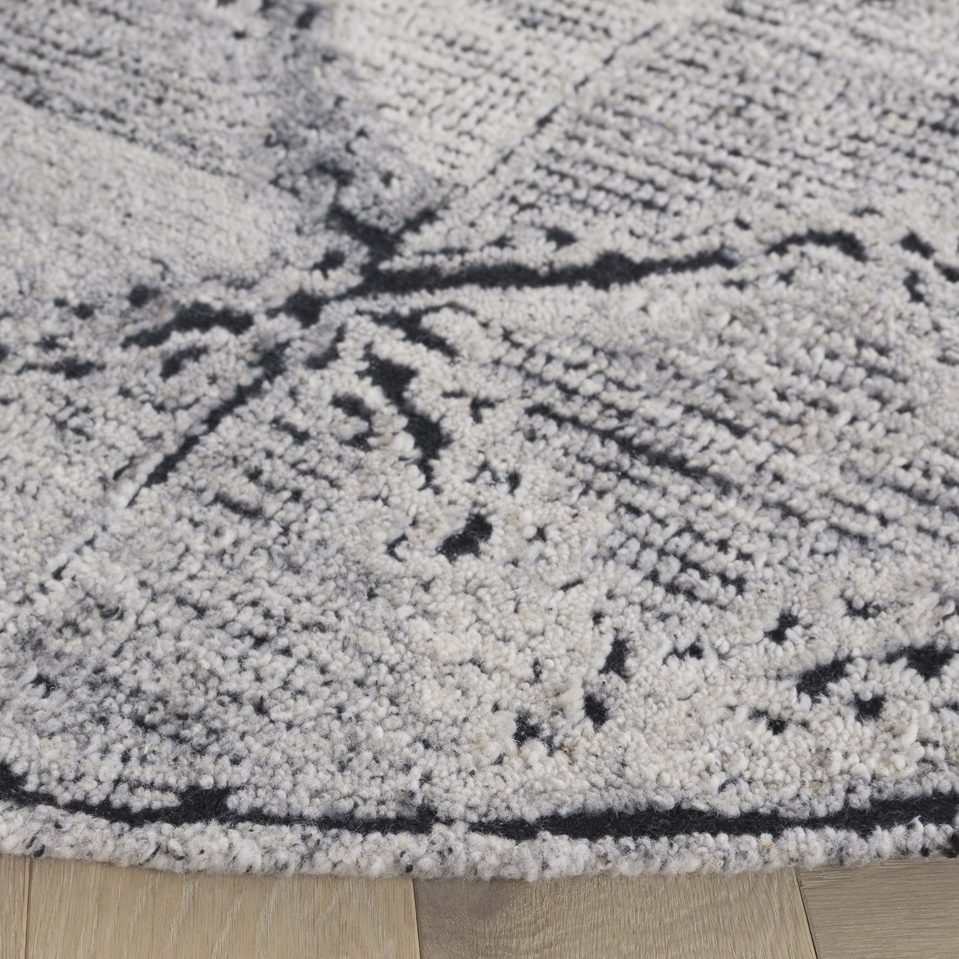 Safavieh Kenya Lorelle Geometric Area Rug, Ivory/Black, 6' x 6' Round