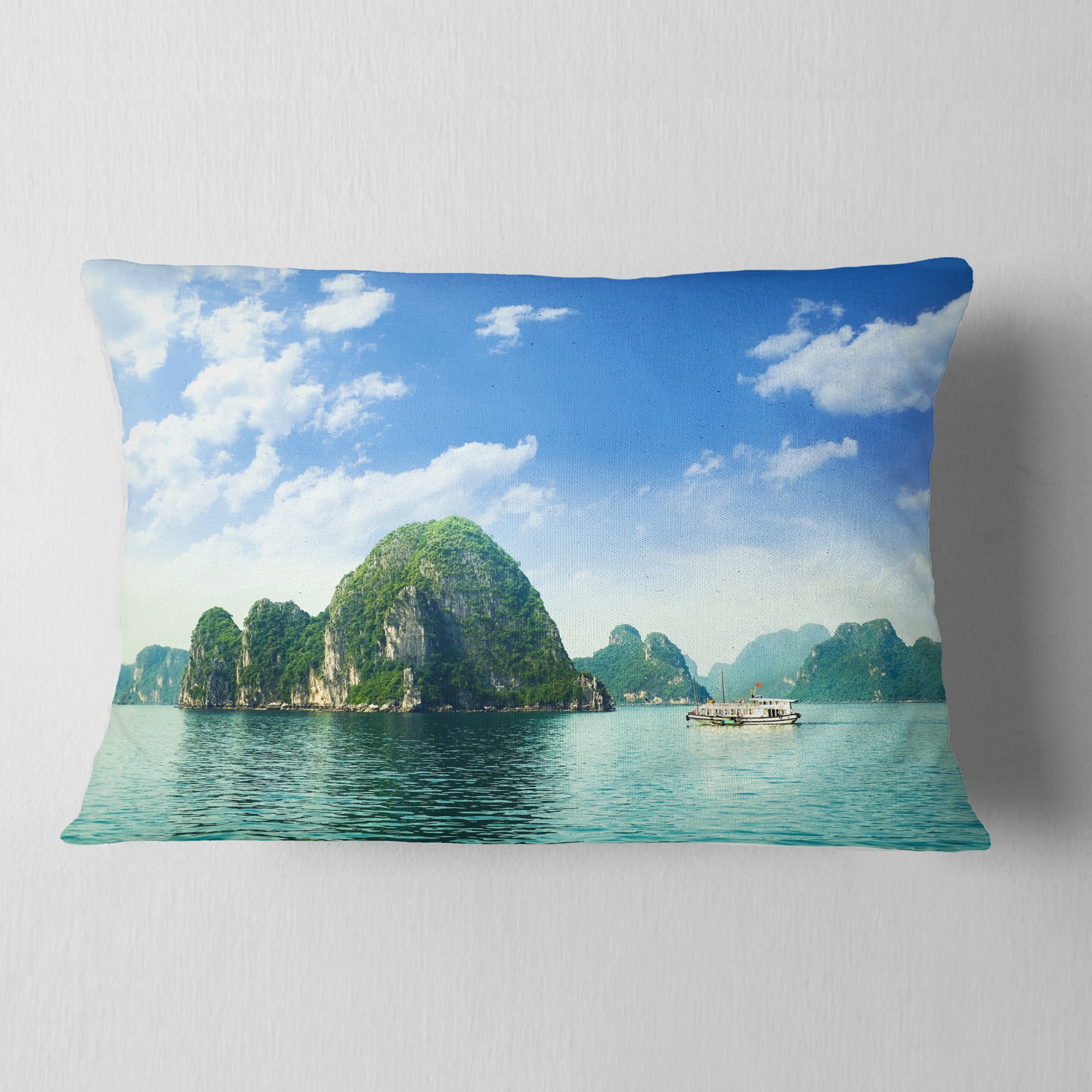 Designart Ha Long Bay in Vietnam - Seascape Throw Pillow - 12x20