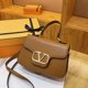 thumbnail image 2 of Bolso bandolera clásico de alta calidad y venta caliente, bolso de hombro de moda versátil de verano, bolso de mujer de diseño de nicho, 2 of 5