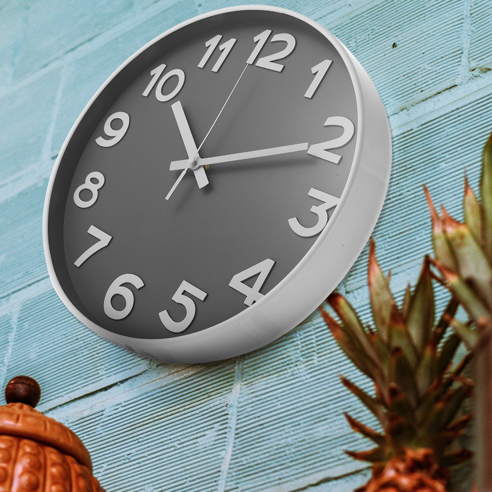 Ticking Wall Clock Stylish Clock 30x30x4.5cm White