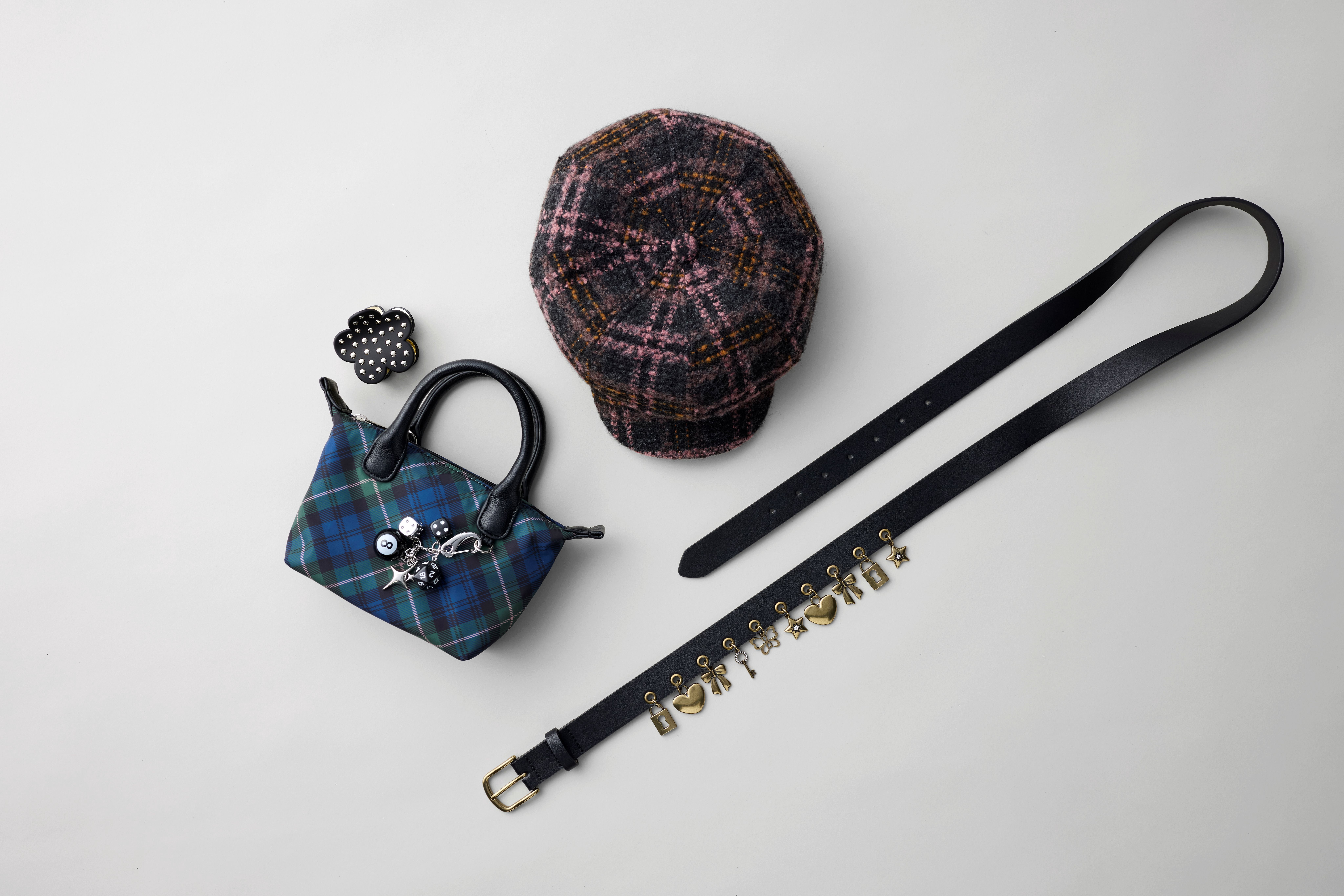 No Boundaries Women’s Dice and 8 Ball Bag Charms, Black