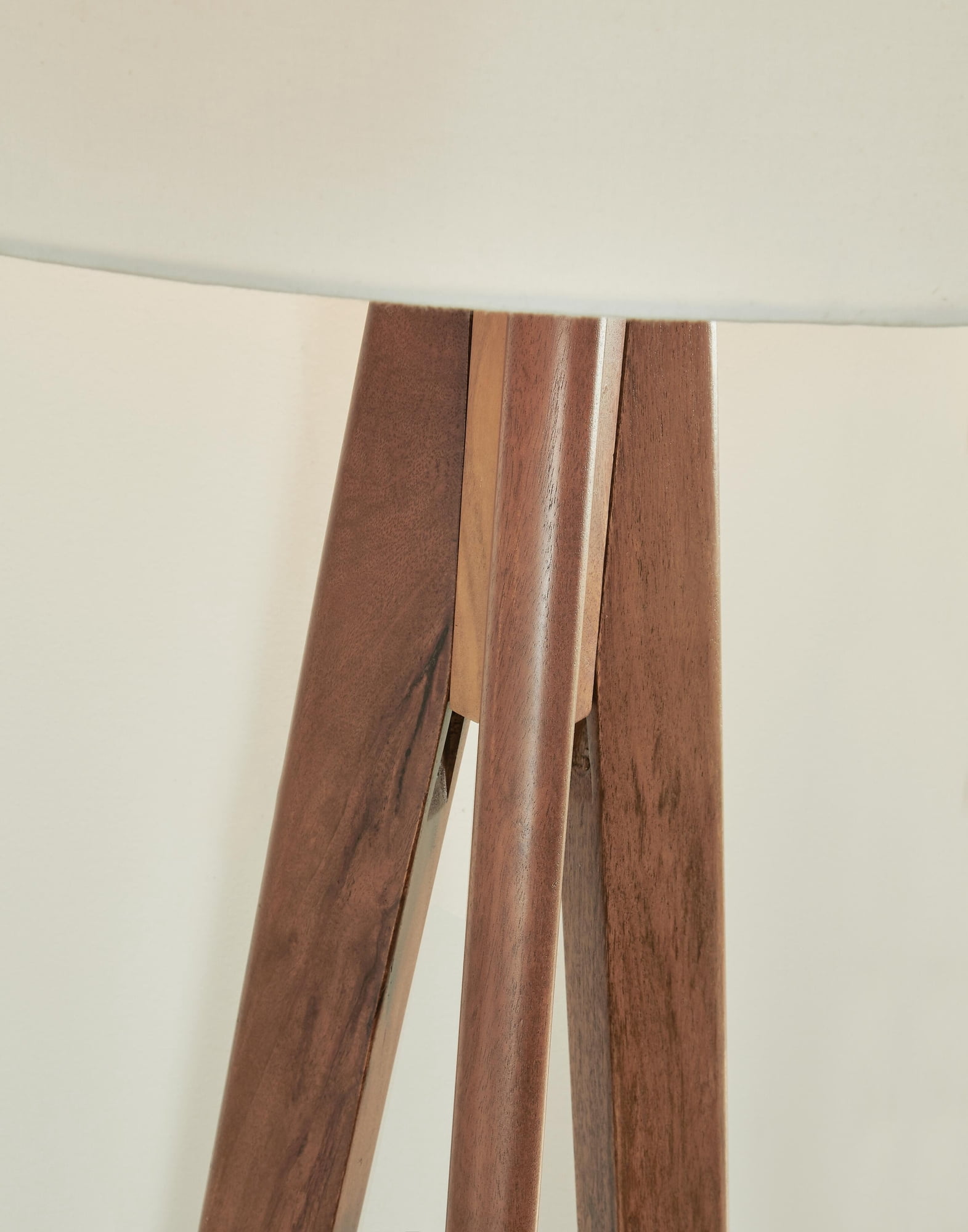 Signature Design by Ashley Contemporary Dallson Wood Floor Lamp, Brown