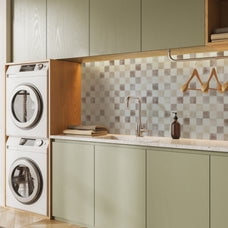 Smart Tiles Peel and Stick Backsplash, 5 Adhesive Tiles, Damier Beige/Ivory, 7.75"x7.75"
