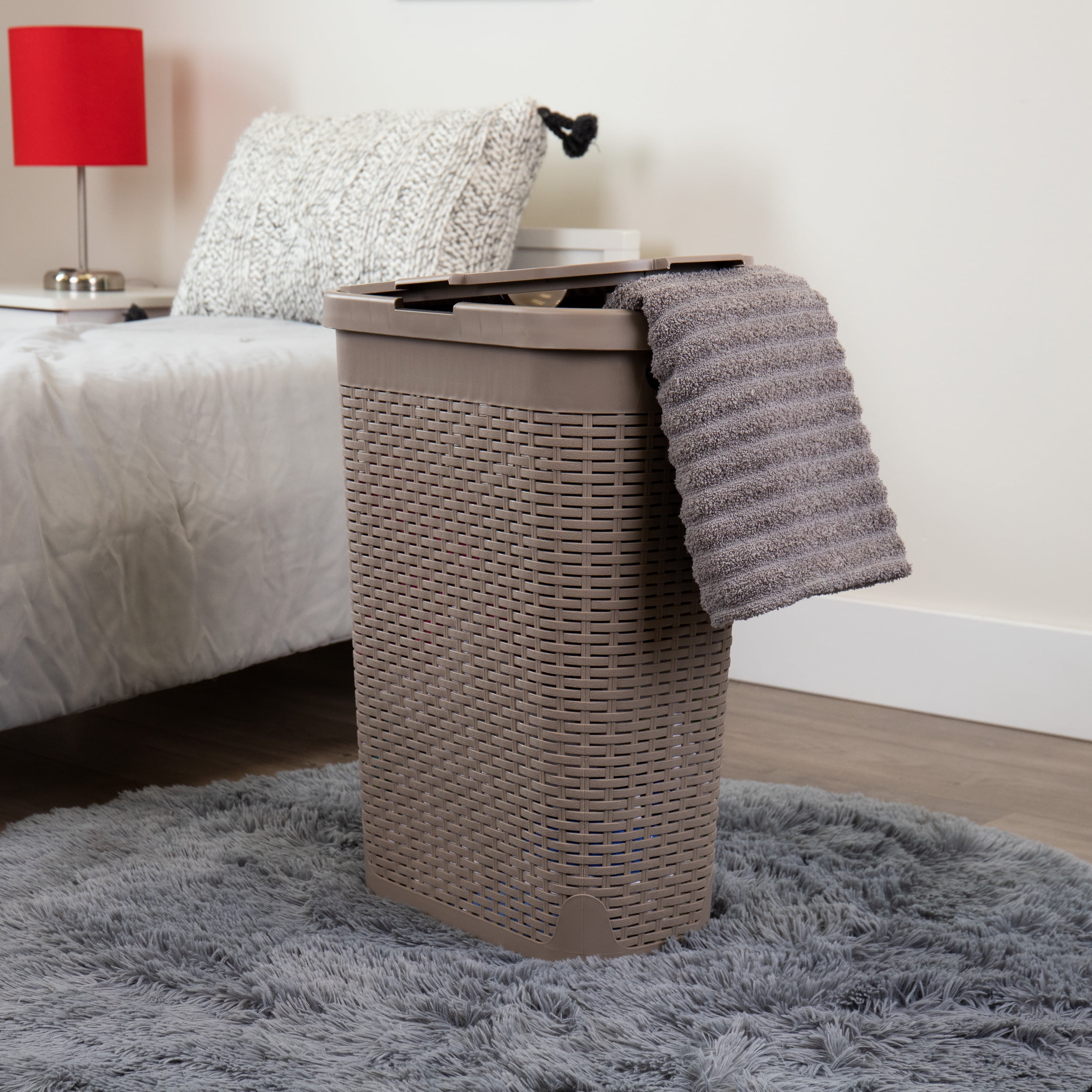 Mind Reader Slim Laundry Hamper with Lid,  40L Clothes Basket, Narrow Tapered Design with Ventilated Cutout Pattern, Plastic, Tan