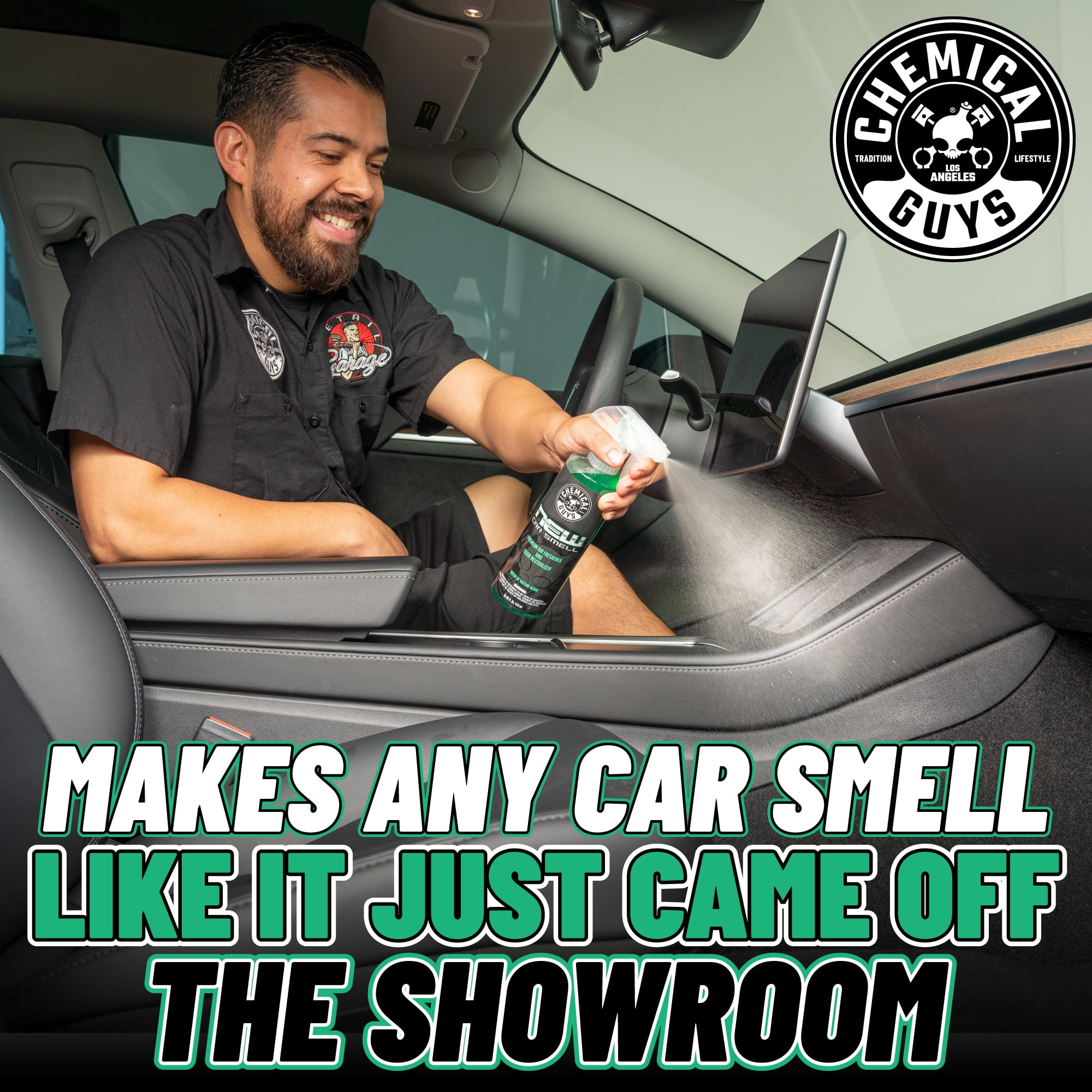  Chemical Guys AIR_101_16 New Car Smell Premium Air Freshener  and Odor Eliminator, Long-Lasting Scent, Great for Cars, Trucks, SUVs, RVs  & More, 16 fl oz : Everything Else