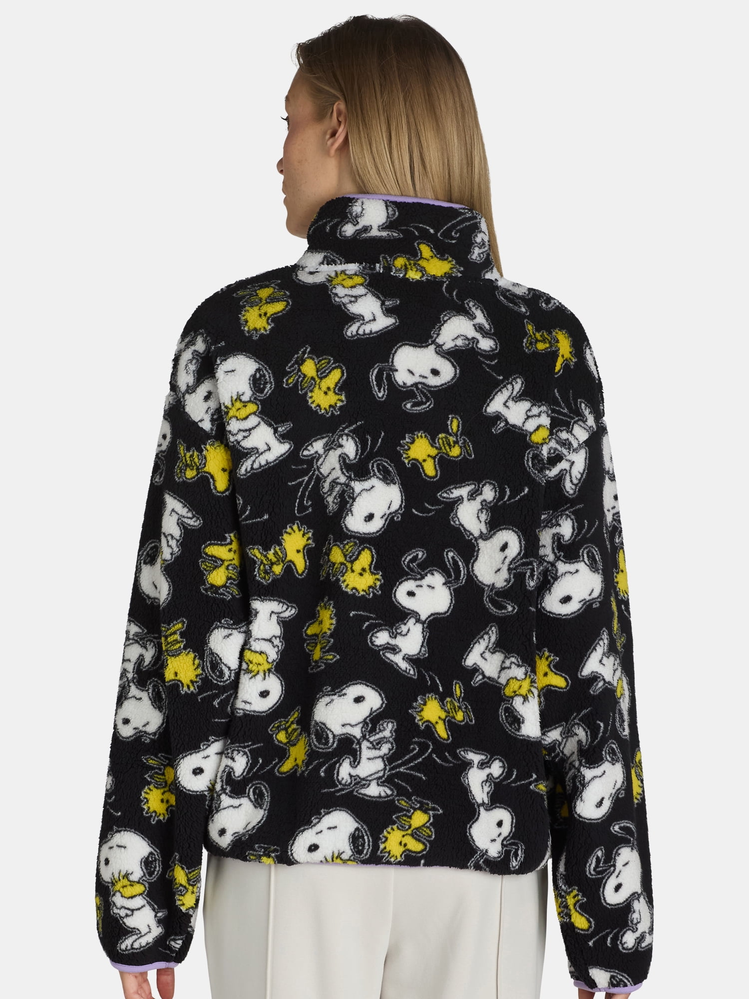 SNOOPYページ Peanuts Women's and Women's Plus Snoopy Quarter Zip Fleece