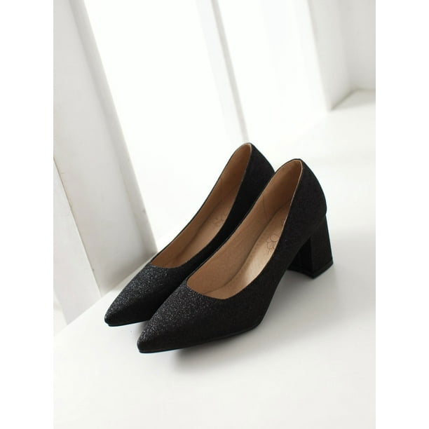 Pointed toe store thick heels