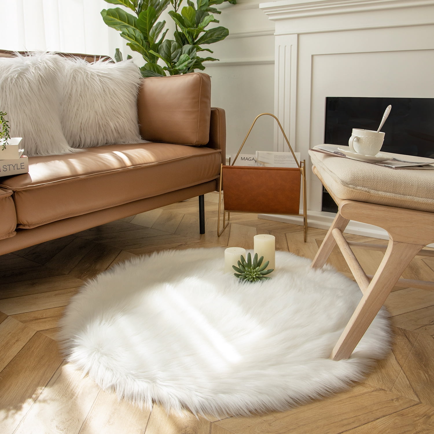 Phantoscope Faux Fur Area Rug, Fluffy White Sheepskin Shag Carpet, Ultra Soft Machine Washable Indoor Rug, 3' x 3', for Living Room, Bedroom, Nursery & Kids Room
