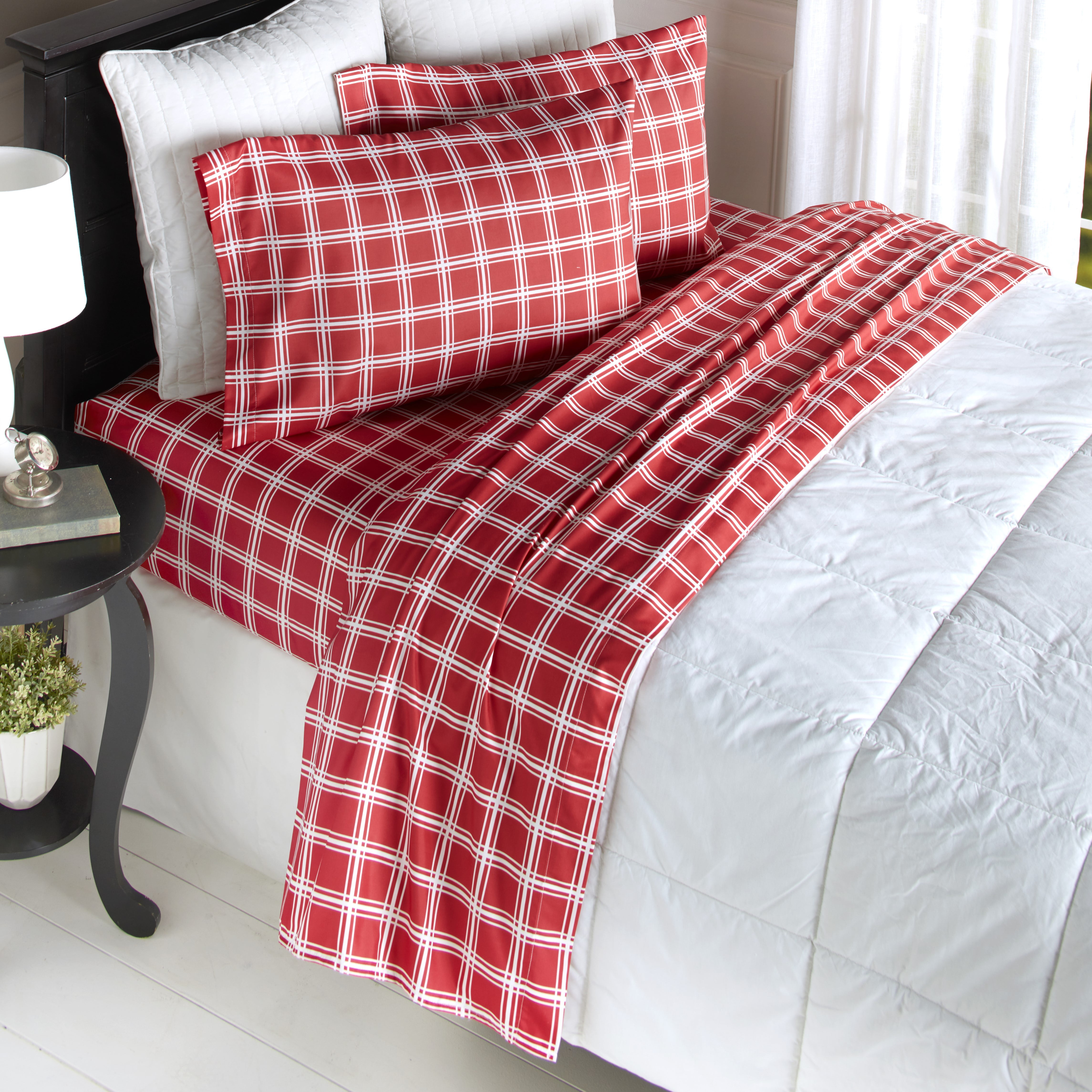 Red and White Windowpane Bedding Sheet Set with Pillowcases
