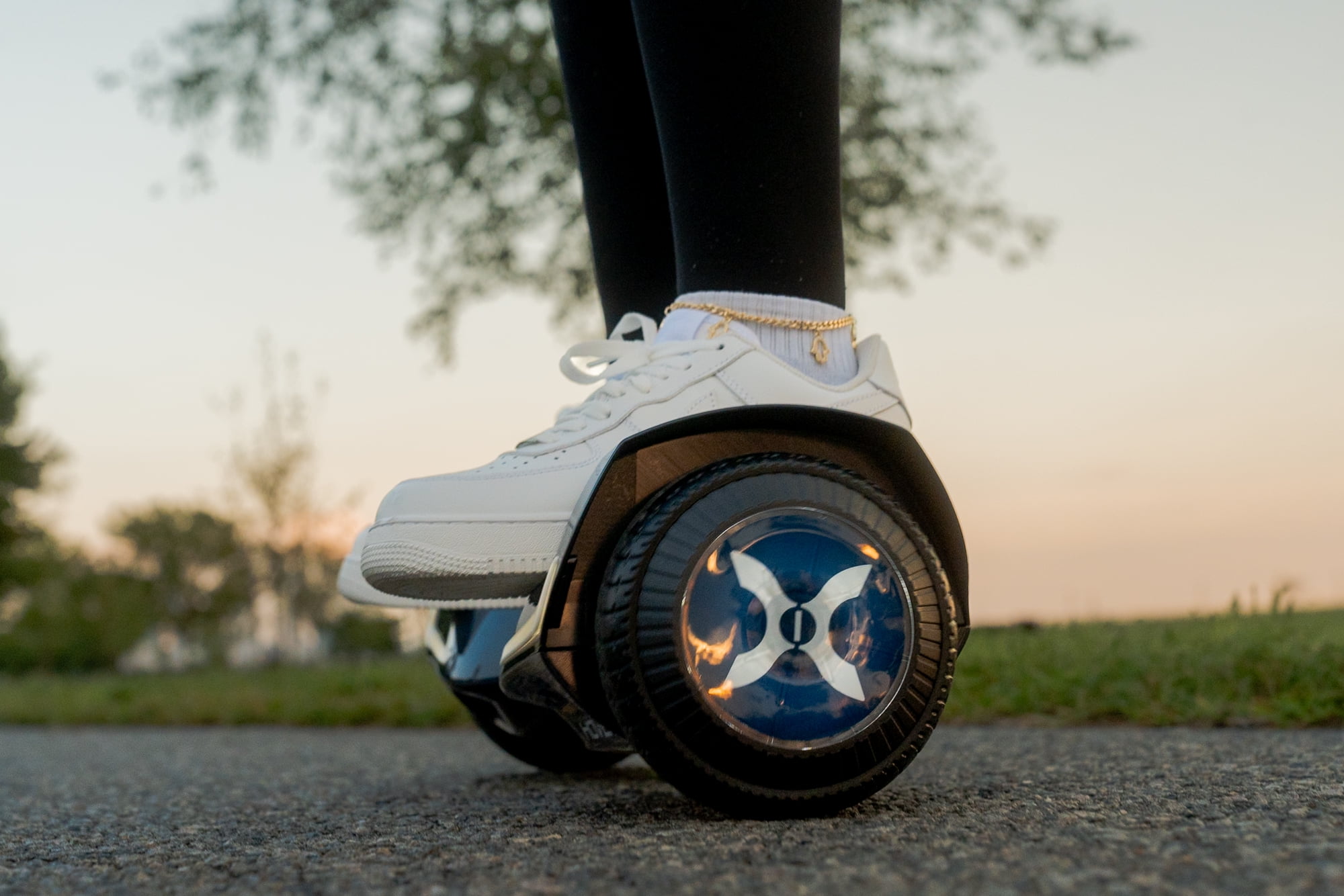 ホバーボード( Hoverboard) Amazon.co.jp: ホバーボード、電動カートセルフバランシング