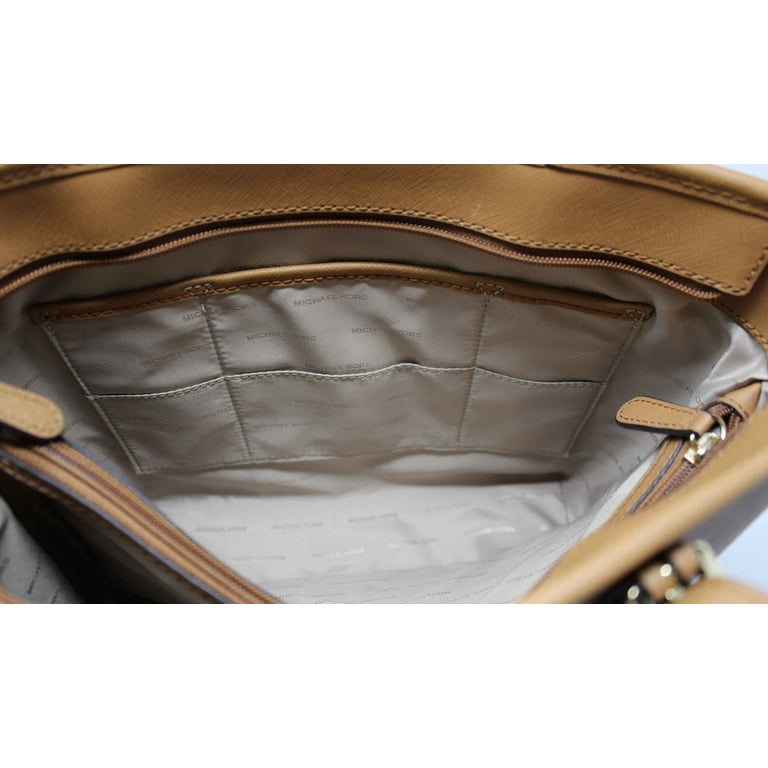 Michael Kors Jet Set Travel Medium Saffiano Leather