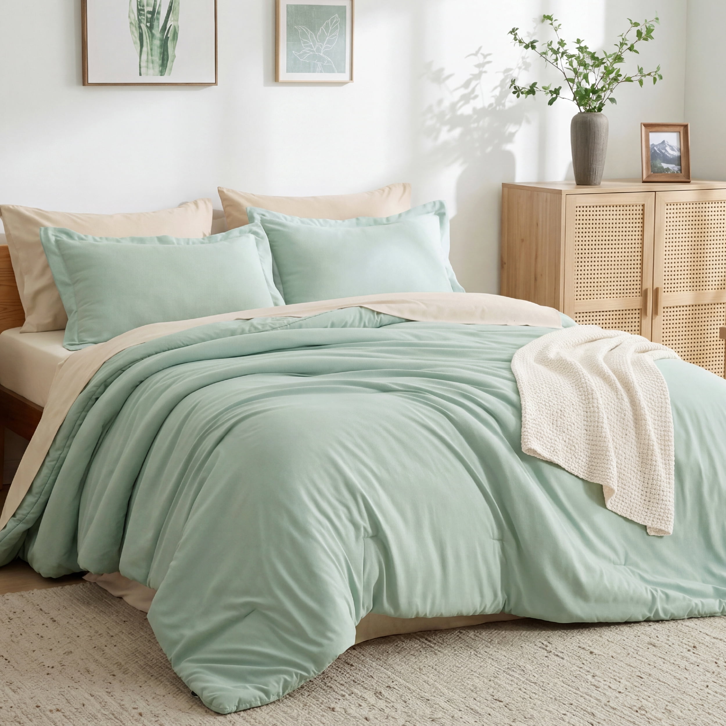 U by Bedsure Queen Comforter Set Sage Green, 7 Pieces Reversible Bed in a Bag, Boho Lightweight Bedding Set, Contrasting Design