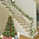 thumbnail image 4 of Guirnalda artificial de ratán navideño con bayas rojas | Enredadera de PVC realista de 175 cm de largo | Ventana navideña, repisa, chimenea, fiesta decorativa interior al aire libre | 1 pieza, 4 of 5