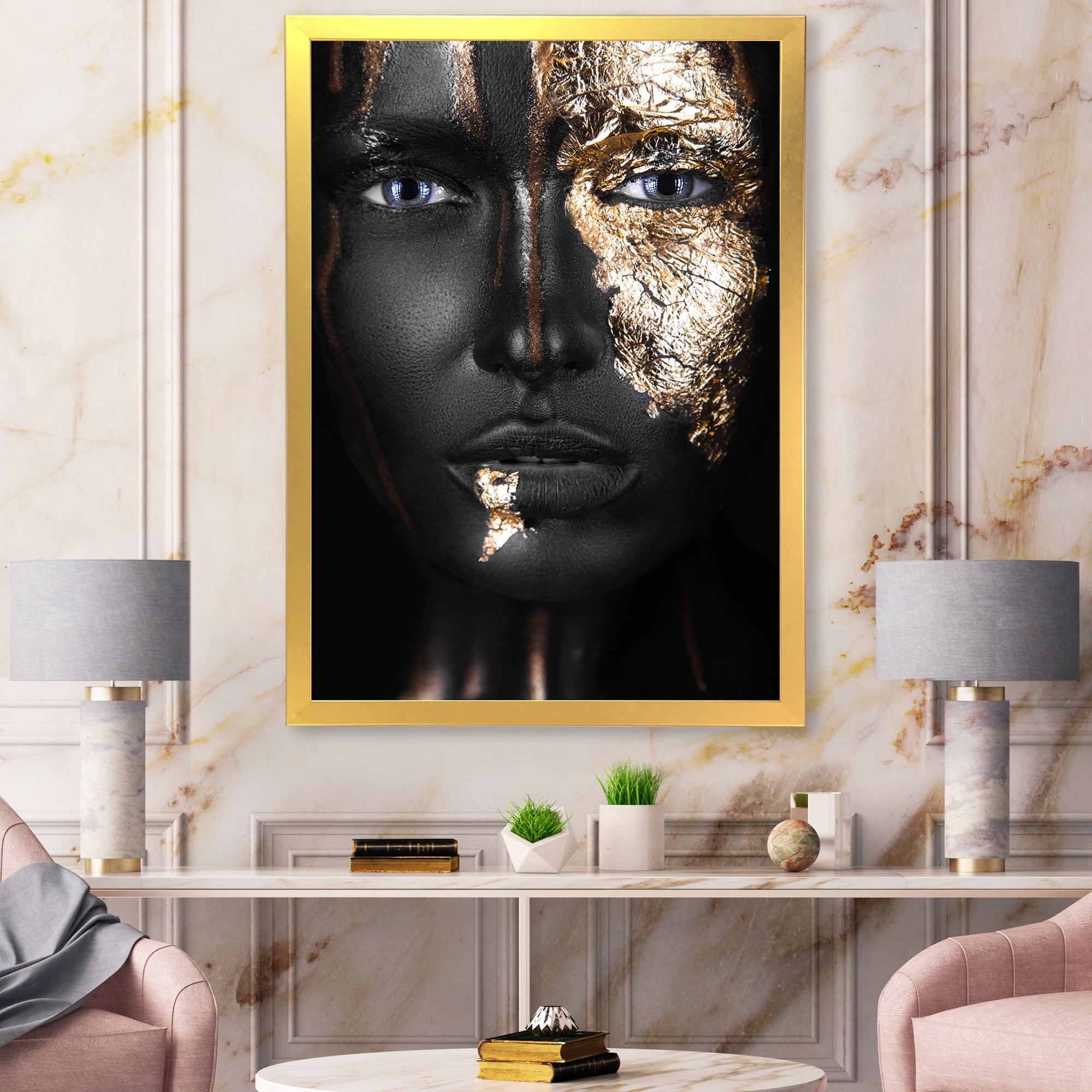 Designart 'Portrait of A African American Girl with Gold Makeup' Modern Framed Art Print