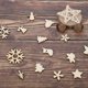 thumbnail image 5 of 150 piezas de adornos de madera con temática navideña, mini rodajas de madera natural, rodajas de madera decorativas recortadas para adornos de árbol de Navidad colgantes, manualidades de bricolaje Xm, 5 of 5