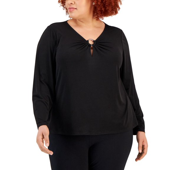 Plus Size O-Ring-Neck Top Black 0X