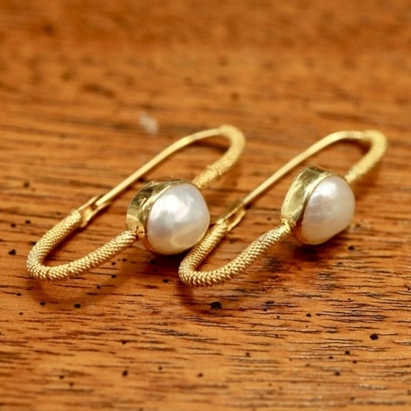 JennyShop Retro Women's Turquoise Pearl Moonstone Earrings Explosion Personalized Simple Gold Earrings Women's Jewelry