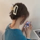 thumbnail image 5 of Pinza cuadrada para el pelo, pinza para el pelo, pinza para la parte posterior de la cabeza, sencilla, elegante, grande, pinza para el pelo, pinza para el baño con forma de tiburón, 5 of 5