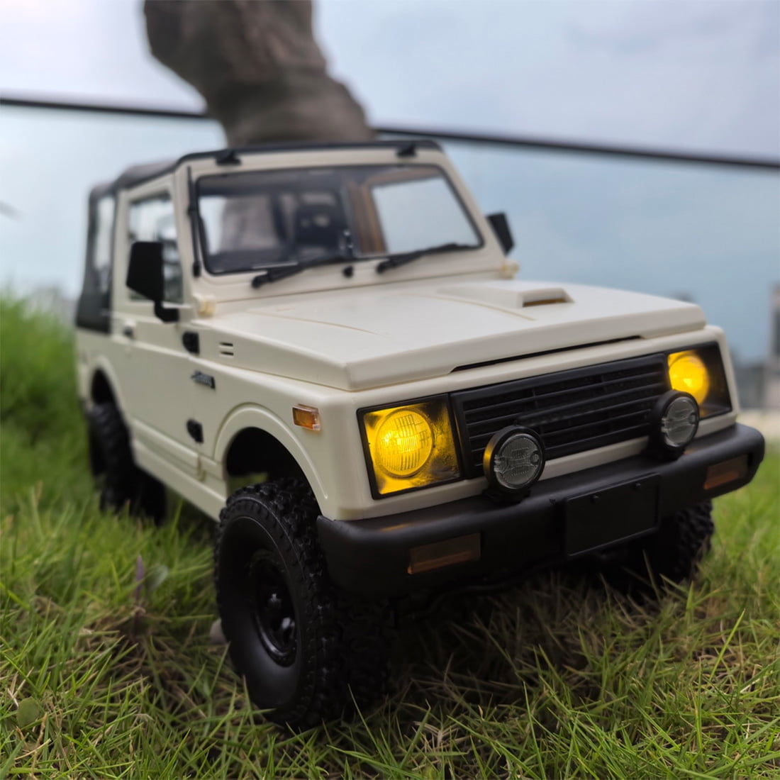 WPL C74-1 RC Off-Road Rock Crawler, 2.4GHz Full-Proportional 4WD RC Climbing Car with Openable Windshield, Dual Batteries, Gift for Adults (Convertible Version/White)
