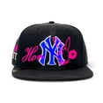 thumbnail image 2 of VAGO Style HORNY Gorra Artesanal Negra Visera Plana, 2 of 5