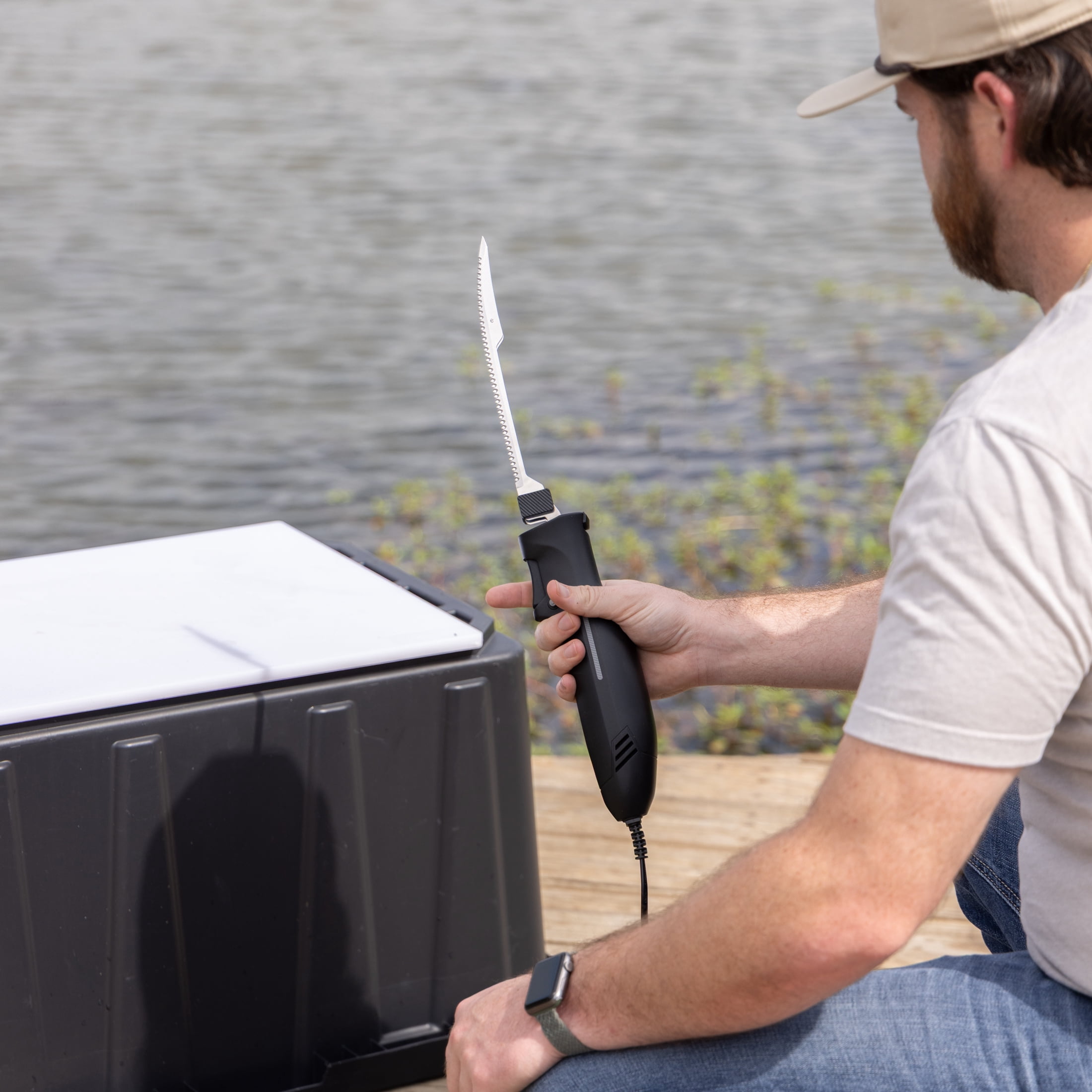 Ozark Trail Electric Fillet Knife – 8” Stainless Steel Blade with Powerful Motor