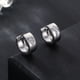 thumbnail image 3 of Pendientes de botón TUNC de estilo coreano en forma de corazón súper brillantes de moda plata, 3 of 4