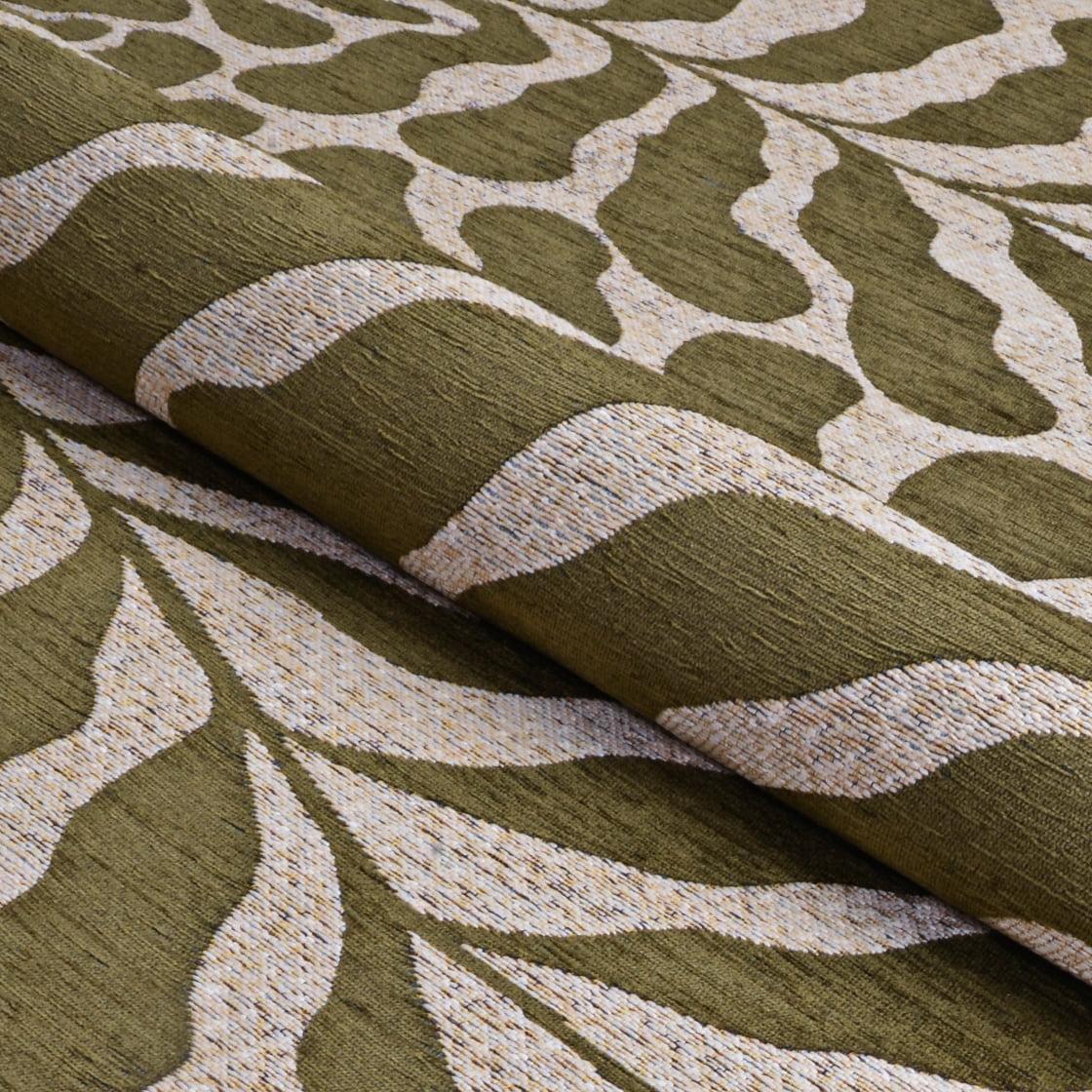 Couristan Castille Fiore 5'3" x 7'6" Tea Leaf Indoor/Outdoor Rug